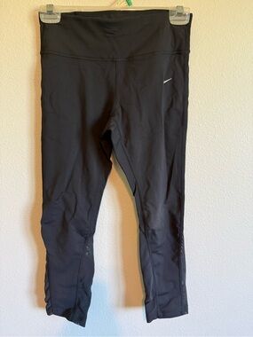 Nike Black Capri Leggings with Small Silver Swoosh